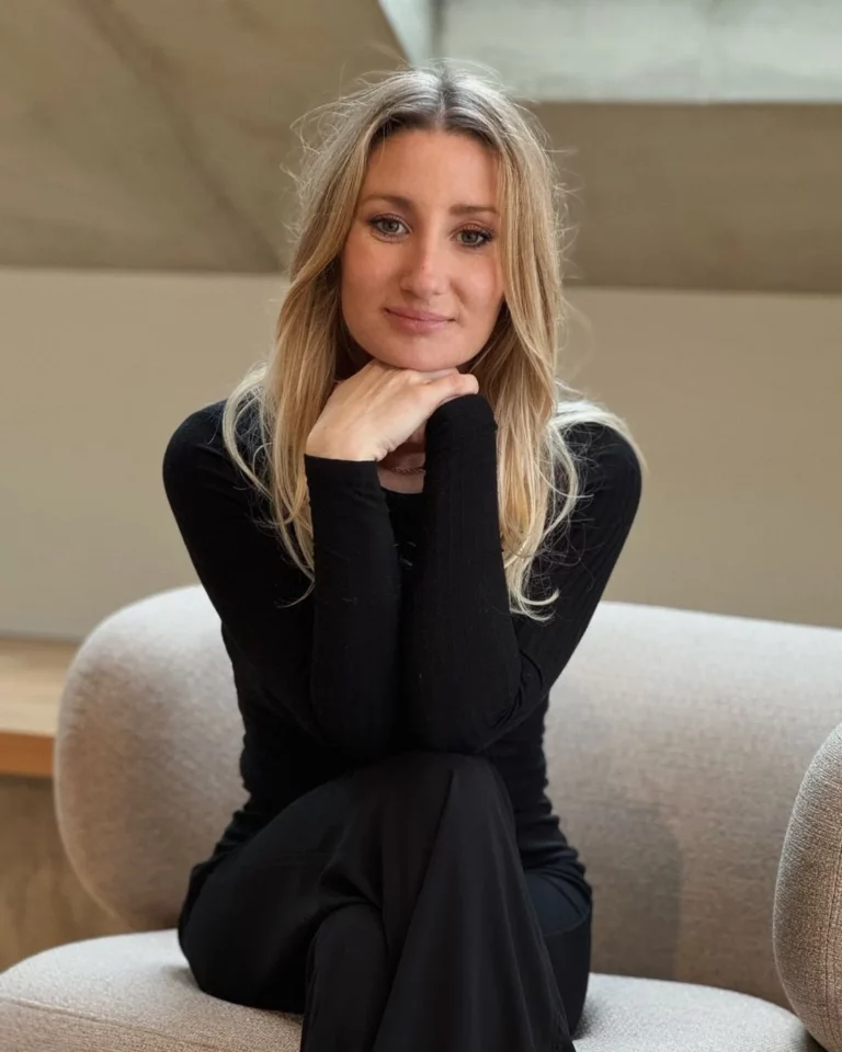 marine-gaymard-agent-immobilier-hossegor-agence-homees